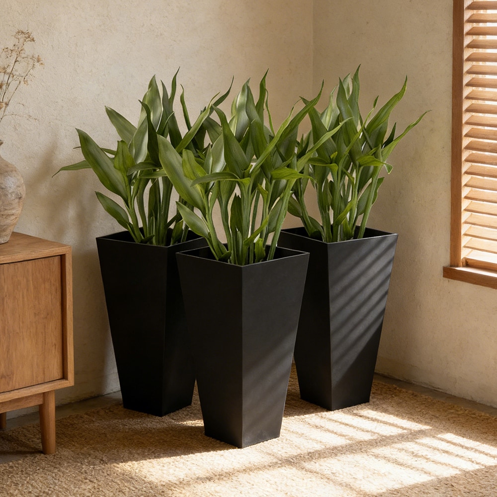 Tall Black Planter Set Of 3 For Indoor And Outdoor Garden Decor_voghion.com